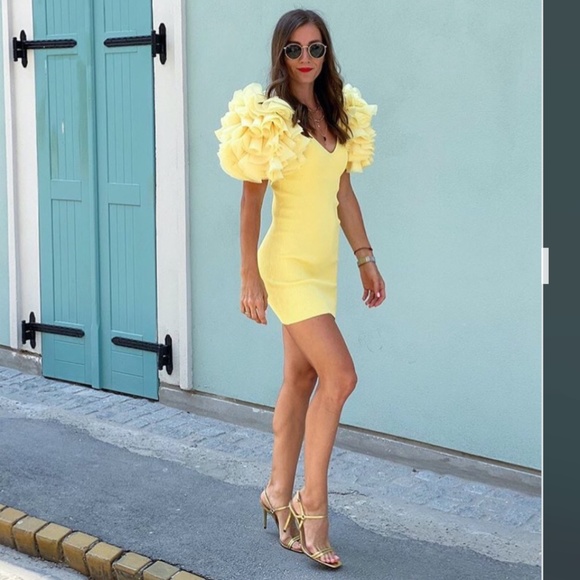 🌼 Zara Yellow Contrasting Mini Dress 🌼 - Picture 3 of 17